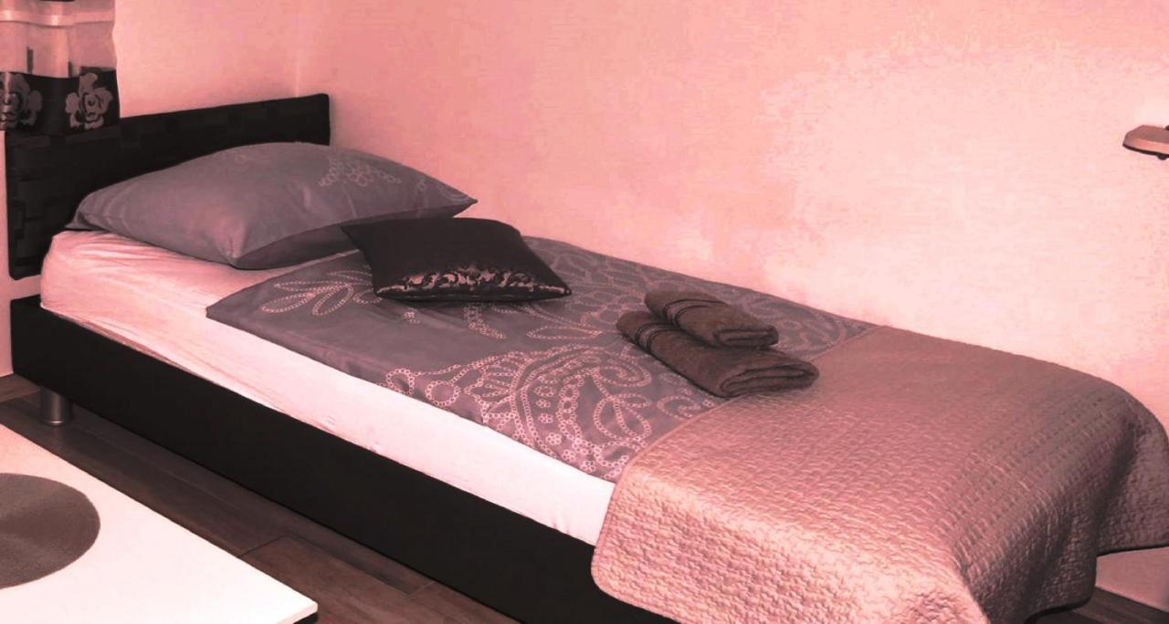 Cecillia Mare Apartments Rovinj Luaran gambar