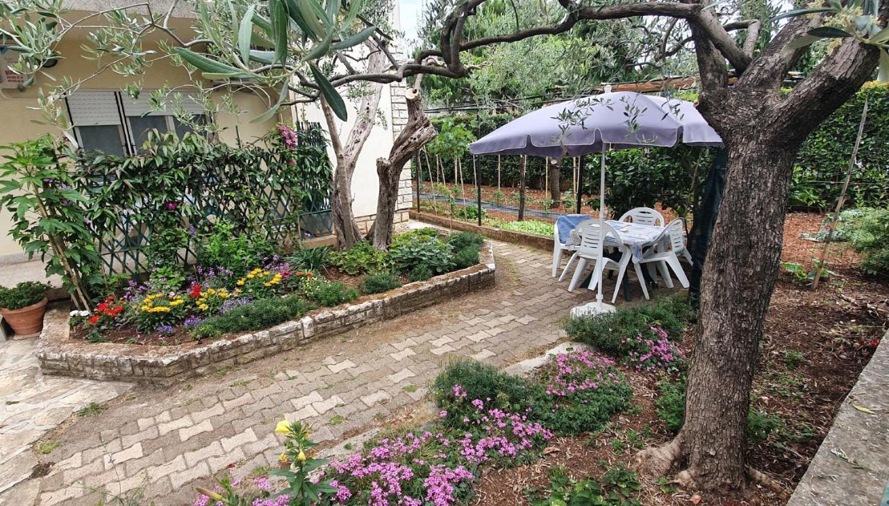 Cecillia Mare Apartments Rovinj Luaran gambar