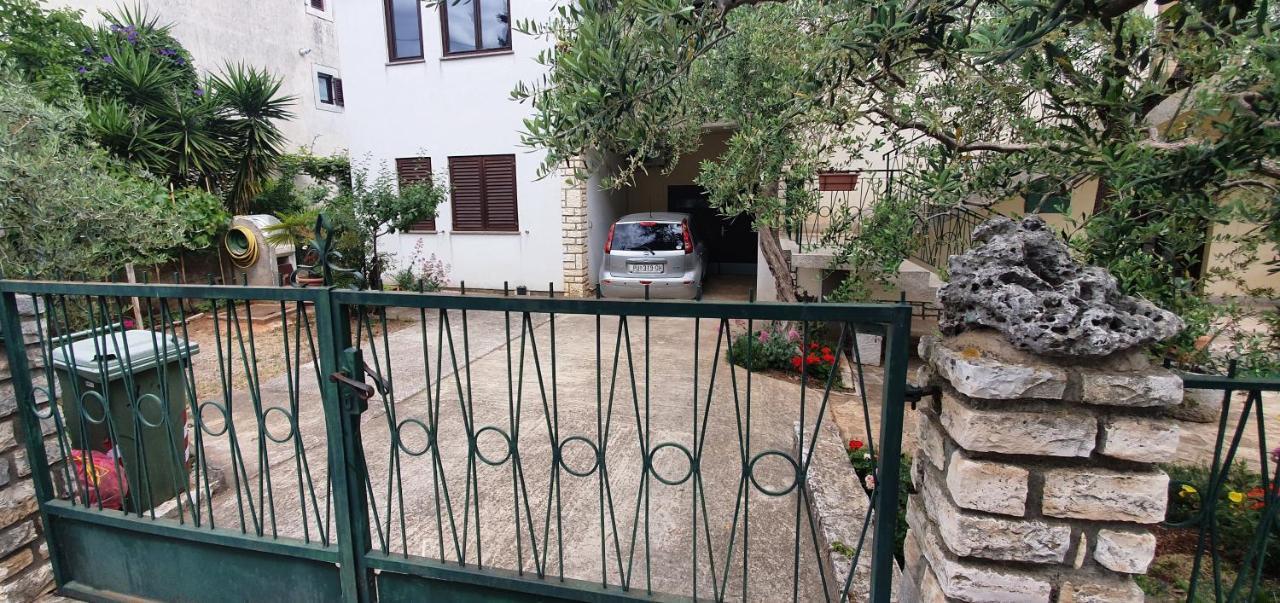 Cecillia Mare Apartments Rovinj Luaran gambar