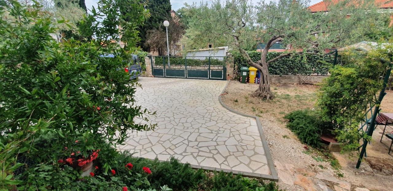 Cecillia Mare Apartments Rovinj Luaran gambar