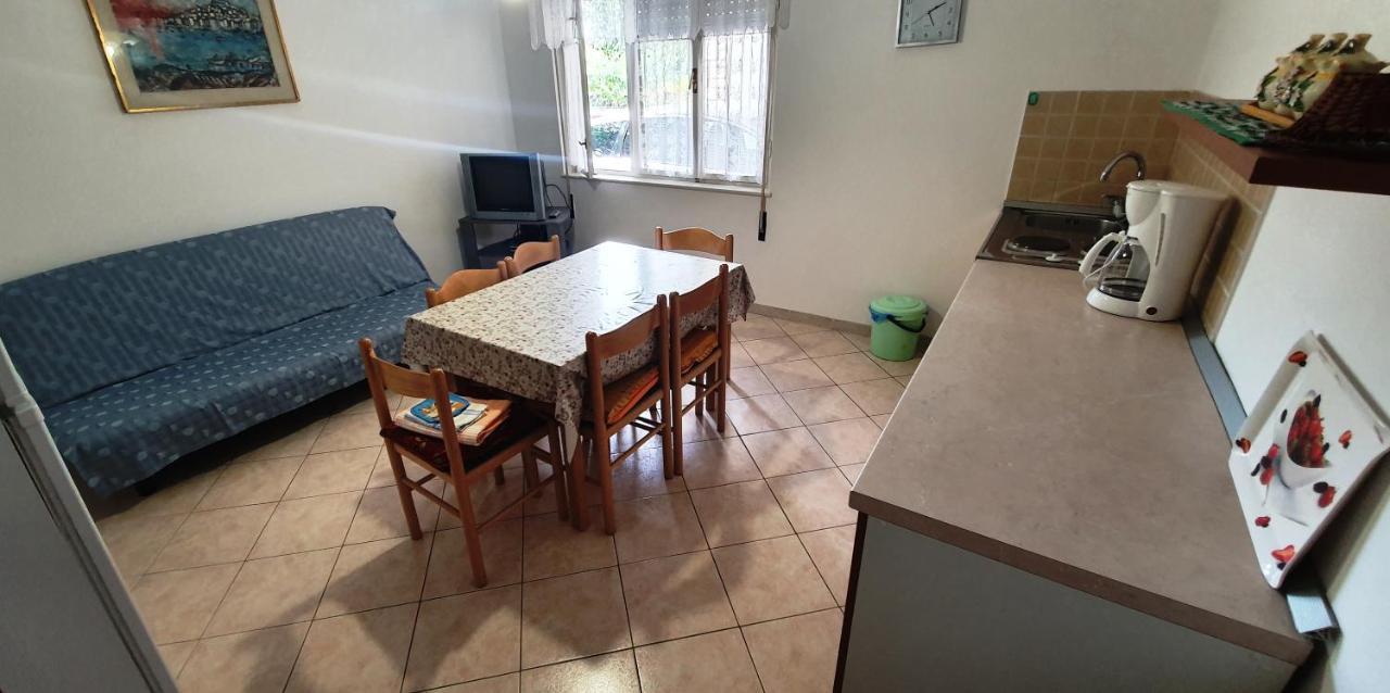 Cecillia Mare Apartments Rovinj Luaran gambar