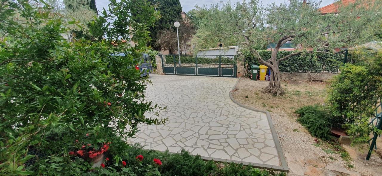 Cecillia Mare Apartments Rovinj Luaran gambar